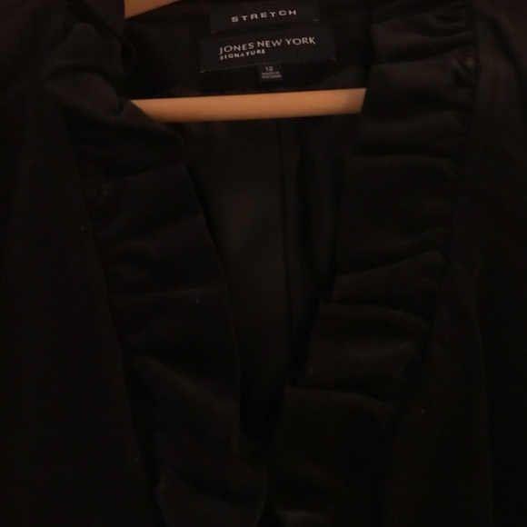 Black Velvet-like jacket. New. Jones NY Signature - Picture 2 of 4